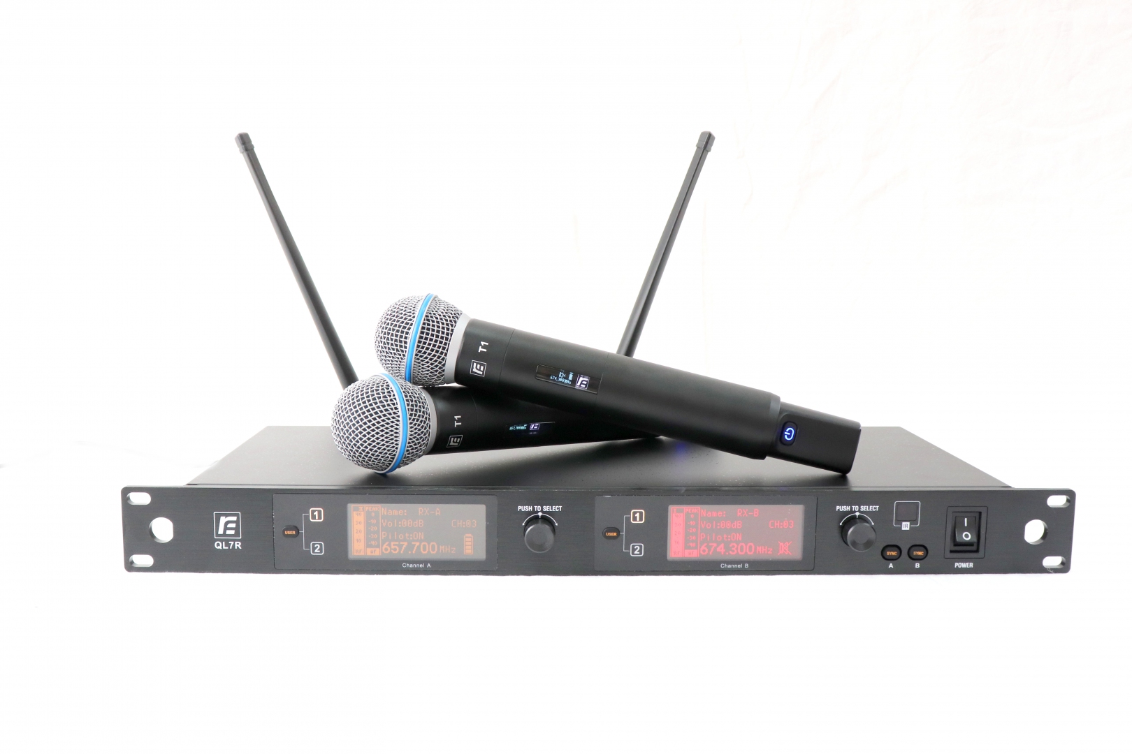 RFIntell QL7R/T1-A 651,800-683,400 МГц 2-канальная радиосистема с 2-мя ручными микрофонами в Кущевской